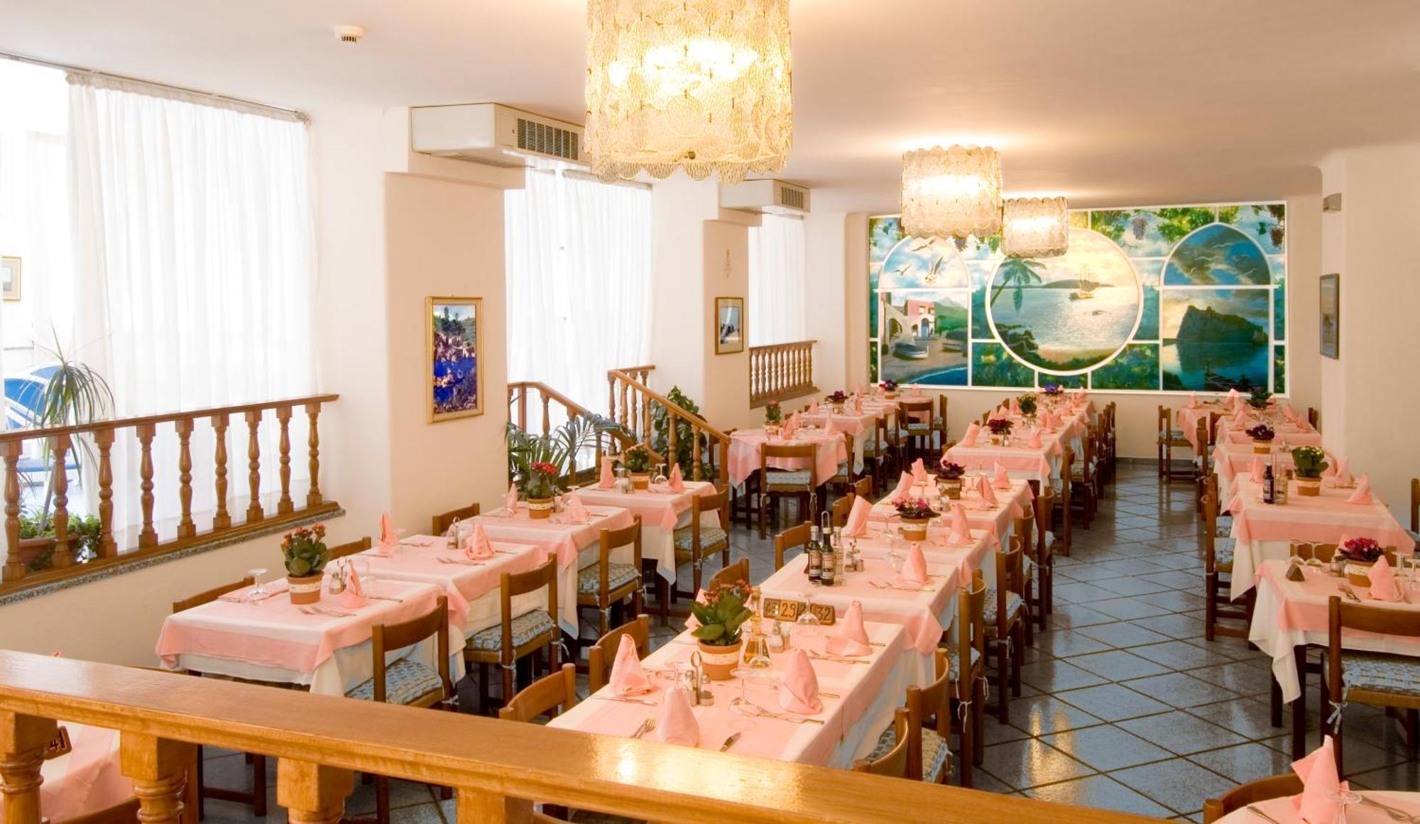 Hotel Eugenio Ischia Bagian luar foto