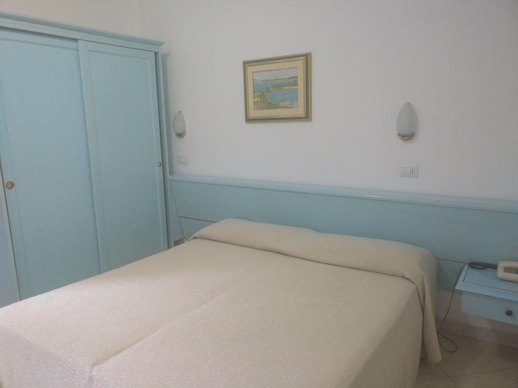 Hotel Eugenio Ischia Bagian luar foto